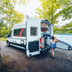 Camperin am Bodensee mit SUP und Camper