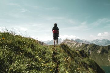 Wanderurlaub in den Alpen – Vielfalt und Natur genießen