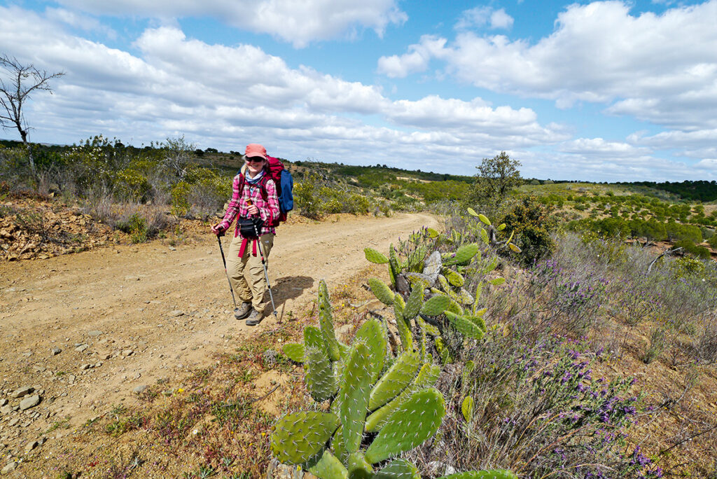 Wanderin auf der Via Algarviana